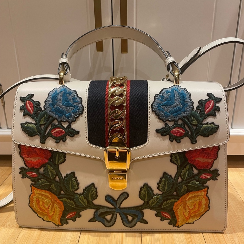 Gucci White Floral Sylvie Medium Bag